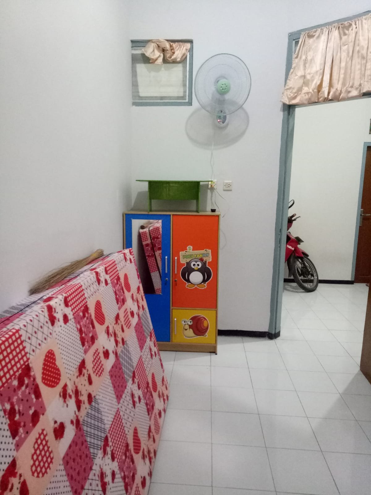 Kamar Budget Non-AC + Kamar Mandi Luar